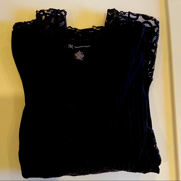 INK international concepts. Black blouse - Picture 5 of 7
